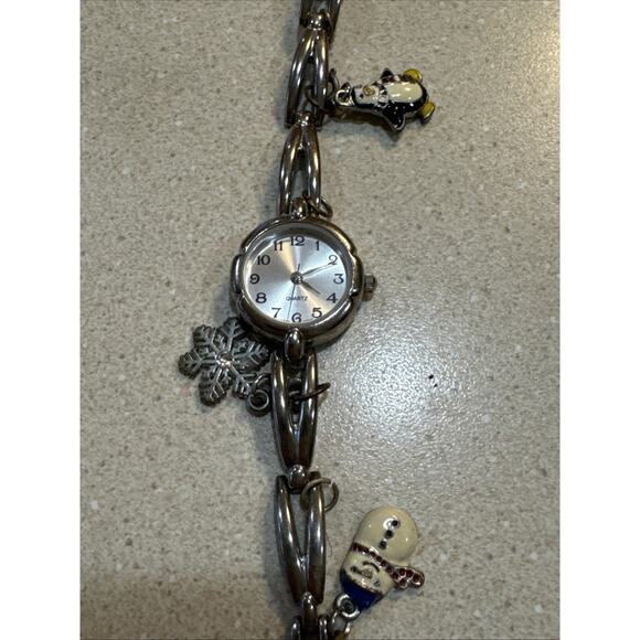 Lot of 3 Women’s Winter Christmas Watches - Picture 3 of 5